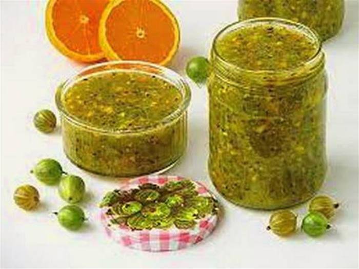 Царське варення з аґрусу смарагдове